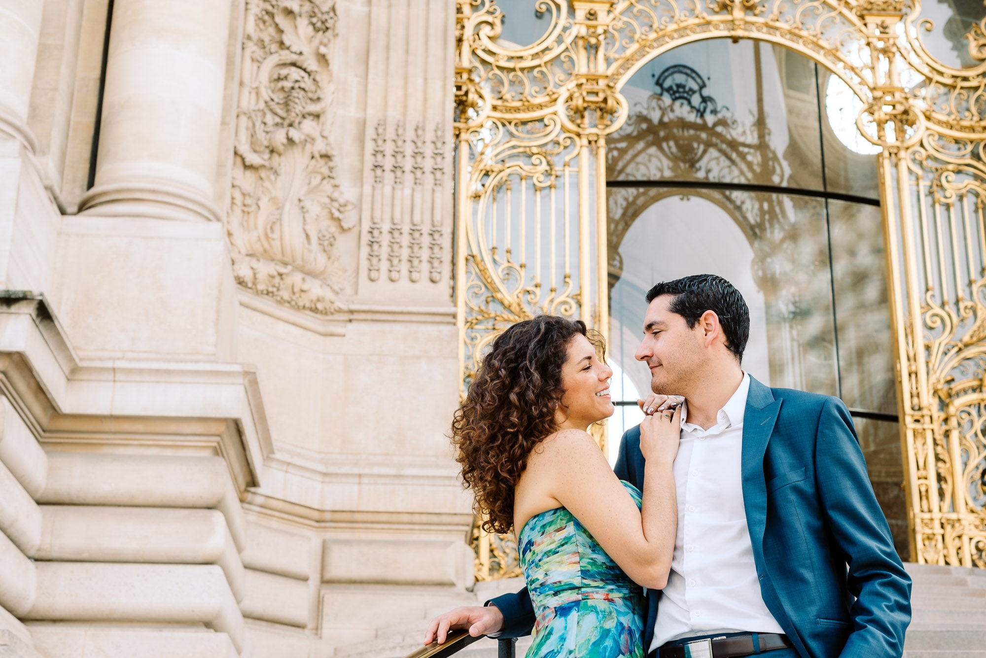 Paris couple in front of Petit Palais